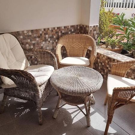 Casa Gales: Relax Next To The Sea Apartment For Families Corralejo Exterior photo