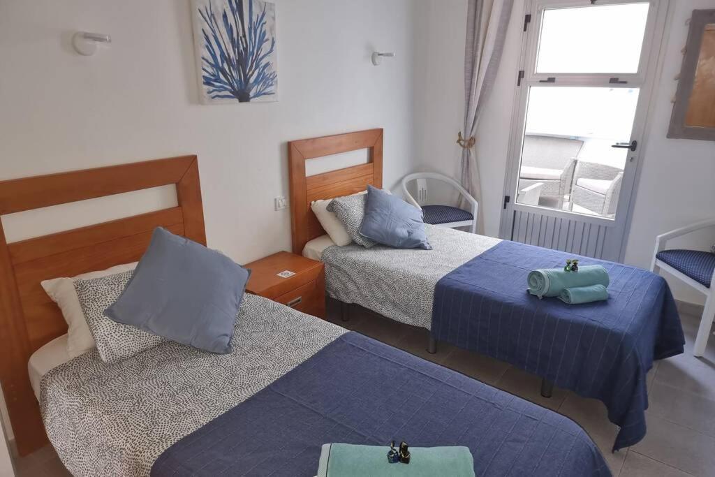 Casa Gales: Relax Next To The Sea Apartment For Families Corralejo Exterior photo